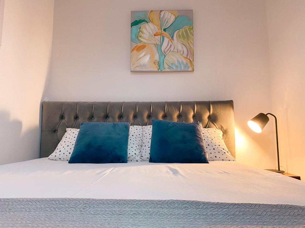 Tirana Views Apartment - Comfy & Spacious Экстерьер фото